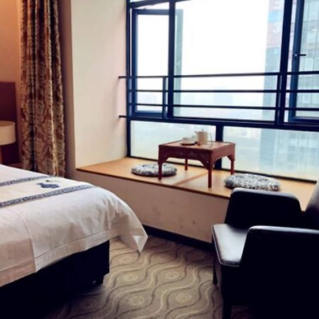 Urban Hotel Шанхай Екстериор снимка