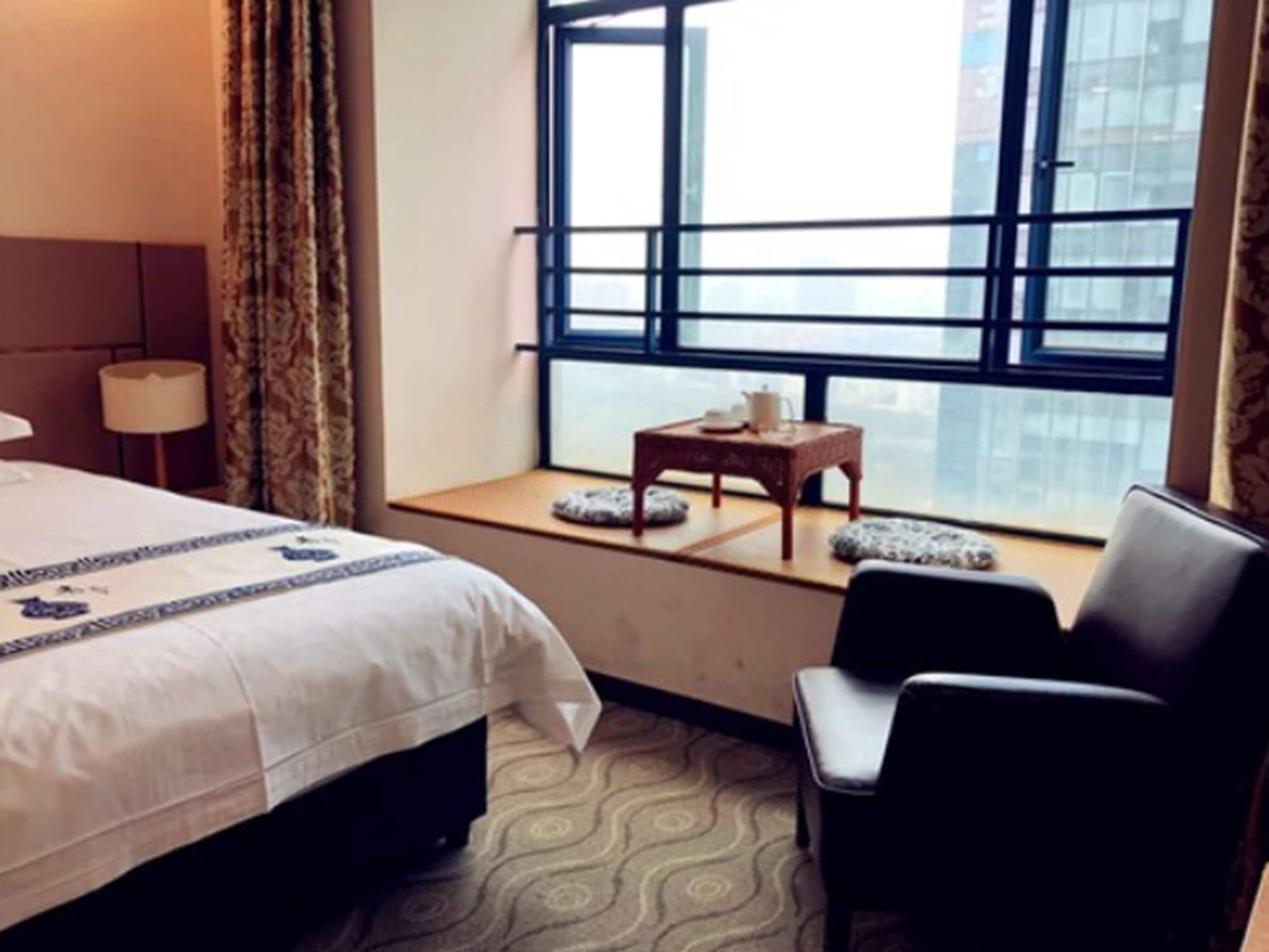 Urban Hotel Шанхай Екстериор снимка