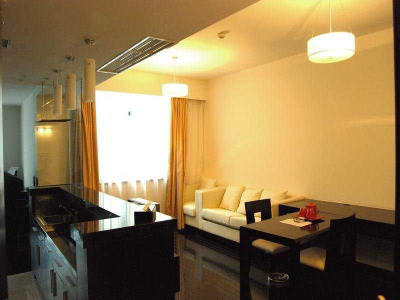 Urban Hotel Шанхай Екстериор снимка